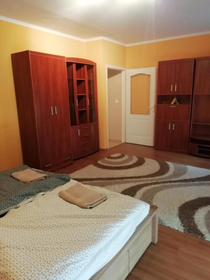 Rokus Apartman Lejlighed Szeged Eksteriør billede