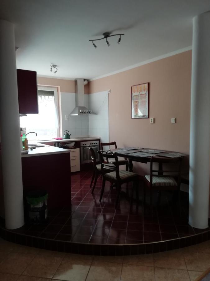 Rokus Apartman Lejlighed Szeged Eksteriør billede